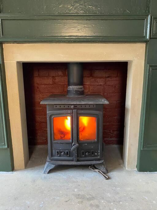 Peaceful Cottage With Fireplace Charleton Estate 엘리 외부 사진